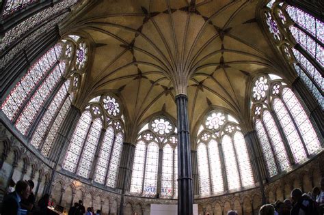 The Chapter House at Salisbury Cathedral where a copy of the Magna Carta is kept | Smithsonian ...