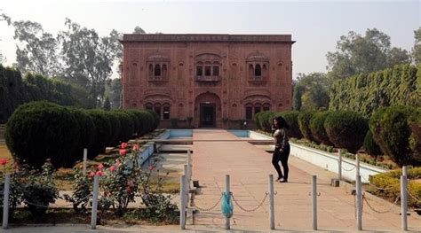 Punjab Agricultural University allows pre-wedding shoots inside campus, charges Rs 25,000 a day ...