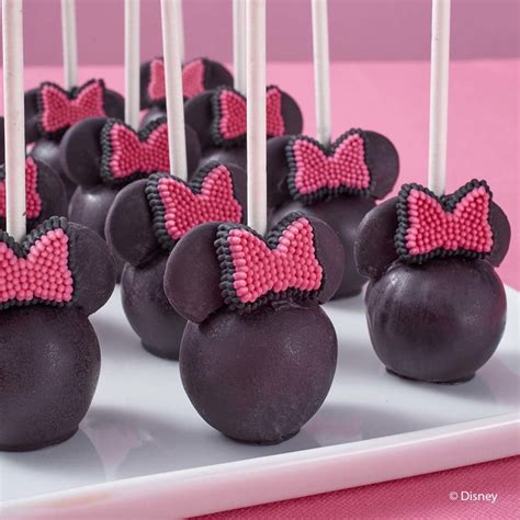 Minnie Mouse Cake Pops - Wilton