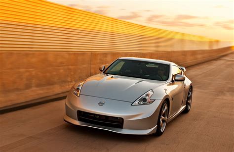 NISSAN 370z Nismo specs & photos - 2009, 2010, 2011, 2012 - autoevolution