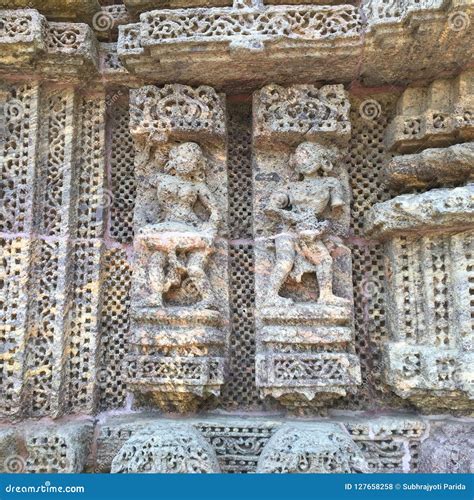 Intricate Carvings On The Walls Of The Sun Temple, Konark Editorial ...