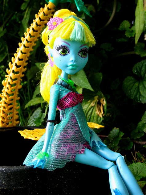 Voicething: Review: 13 Wishes Lagoona Blue