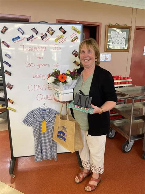 Joanne Punch retires from canteen, uniform role at Yanco Agricultural ...