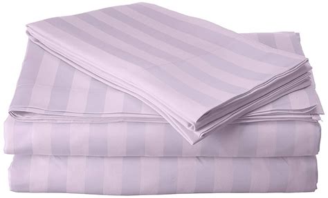 Single Multicolor White Cotton Flat Bed Sheets In 300 TC, | ID: 7487644897