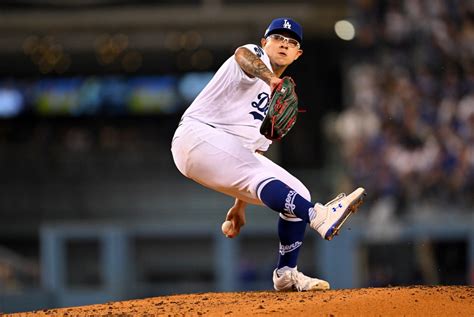 Dodgers Ace is Top Three in the NL Cy Young Award Voting - Inside the Dodgers | News, Rumors ...