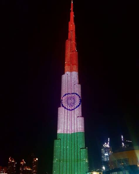 Burj Khalifa celebrates India's Republic Day by donning the tricolor! | India.com