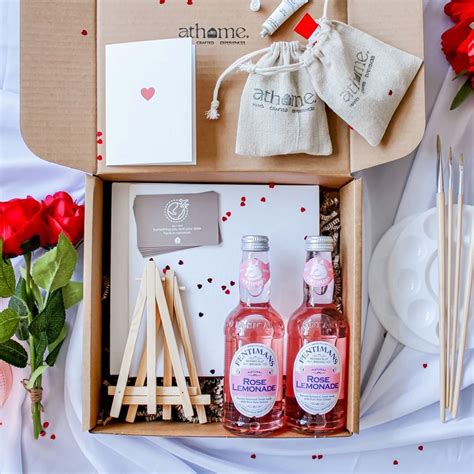 21 Best Personalised Valentine's Day Gifts That Almost Too Adorable | Glamour UK