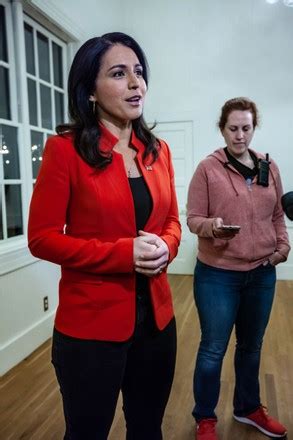 Hawaii Congresswoman Democratic Candidate Tulsi Gabbard Editorial Stock ...