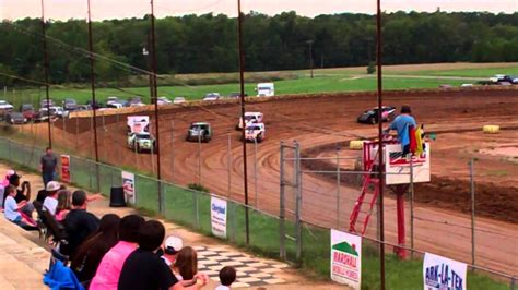 Boothill speedway limited modified heat race 1 - YouTube