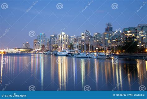 Vancouver skyline at night stock image. Image of park - 15598703