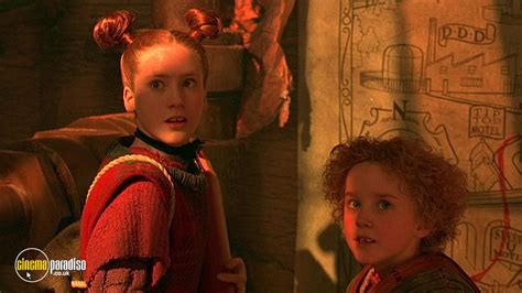 A still #20 from The Borrowers (1997) with Tom Felton and Flora Newbigin | CinemaParadiso.co.uk