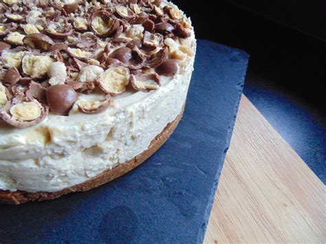 Malteser Cheesecake - Maverick Baking