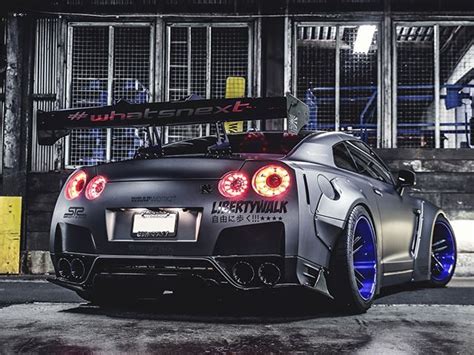 This Liberty Walk GT-R Has $100k of Mods and 850 HP | Nissan gtr, Gtr ...