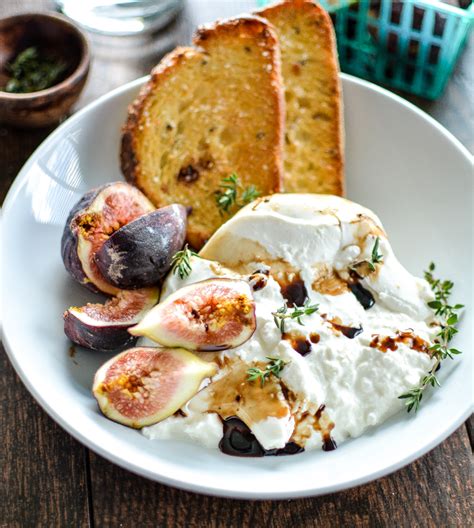 Burrata with Fresh Figs and Crispy BreadCooking and Beer