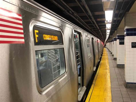Fast as F: MTA debuts express service along F line • Brooklyn Paper
