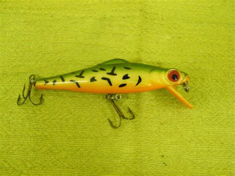 Green, Yellow and Orange Fishing Lure with 2 Hooks, Black Speckles | eBay