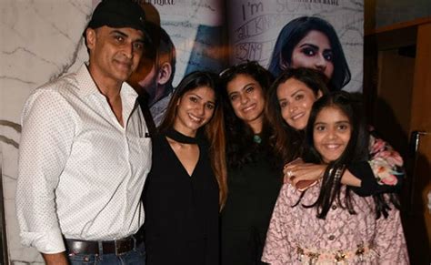 Pranutan's Family Kajol, Tanishaa And Mohnish Bahl Watch Her Film ...