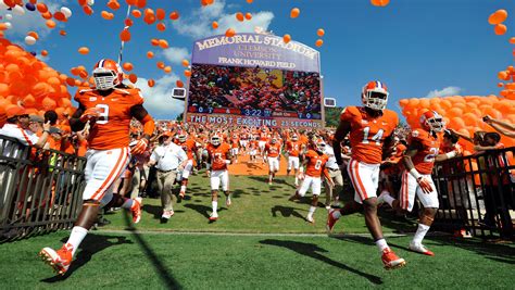 Best college football game-day atmosphere? You decide!