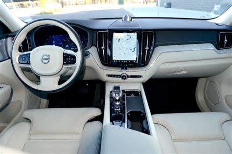 2022 Volvo XC60 Review: New Take on a Premium Mid-Size SUV