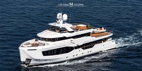 The new exclusive flagship 37XP by Numarine celebreMagazine