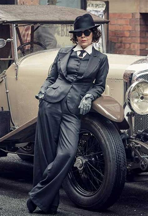 Polly Gray in 2022 | Peaky blinders costume, Hollywood costume, Woman ...