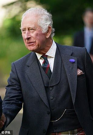 King Charles dons a traditional tartan kilt as he visits Scotland - Hot ...