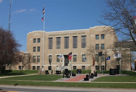 Buchanan County Courthouse - Independence, IA | Tom McLaughlin | Flickr