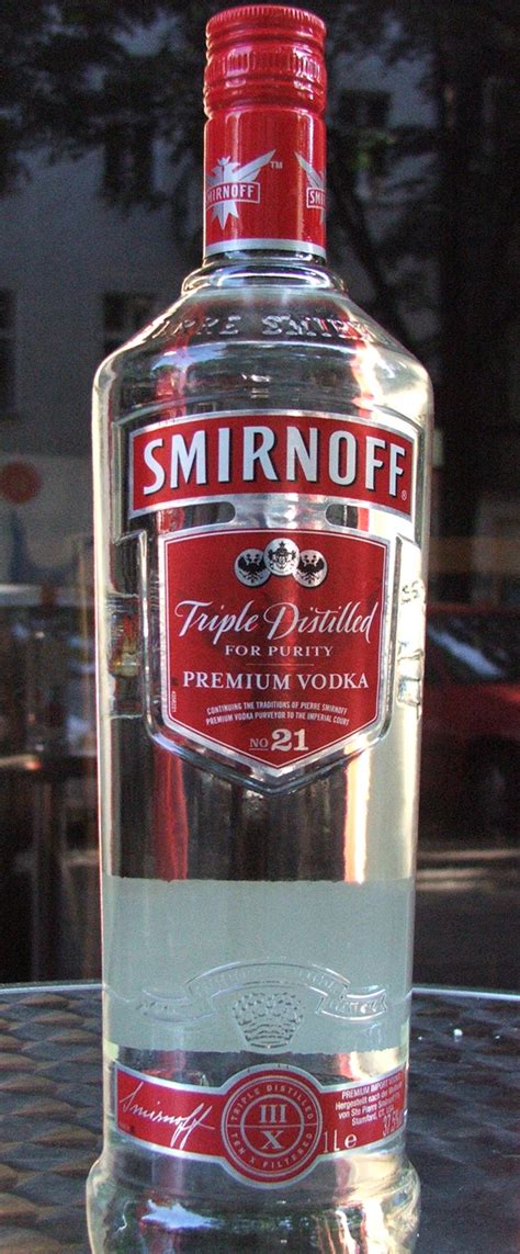 Dosya:Smirnoff vodka.jpg - Vikipedi