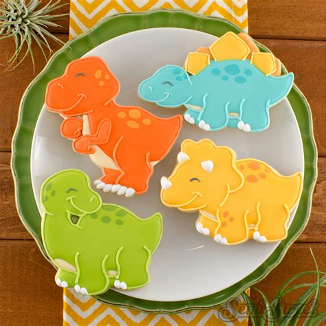 How to Make T-Rex Dinosaur Cookies