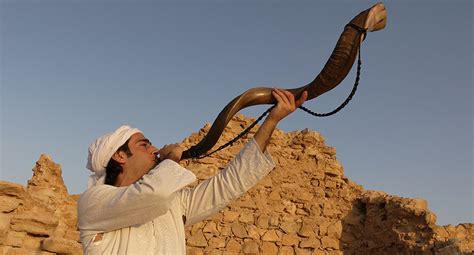 The Sound of the Shofar – Israel My Glory