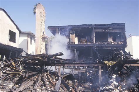 Northridge Earthquake 30th Anniversary: Pictures of Disaster - LAmag