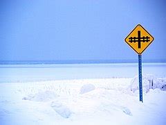 Category:Level crossing warning road signs in Canada - Wikimedia Commons