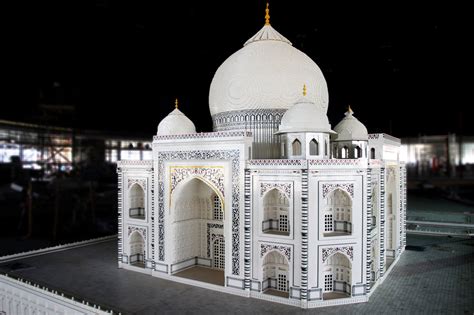 Brickfinder - Largest LEGO Taj Mahal Ever Built At Legoland Dubai