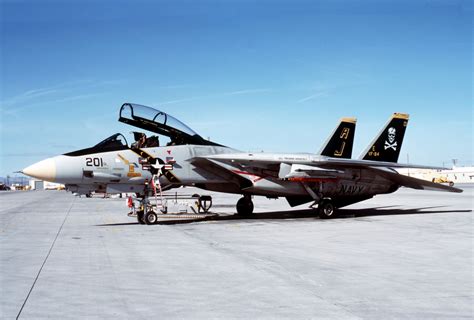 F-14A_VF-84_at_NAS_Fallon_1988.JPEG (2827×1911) | Us military aircraft ...