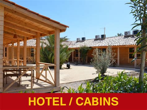 Hotel / Cabins – El Rancho