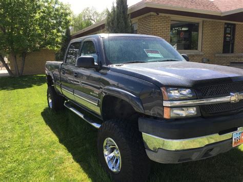 well serviced 2003 GMC Sierra 2500 HD Duramax Diesel Custom lifted for sale