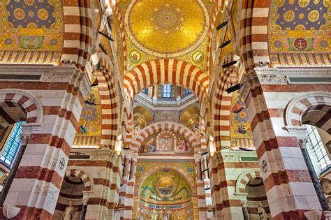 Basilique Notre-Dame de la Garde in Marseille - An Imposing Basilica on ...