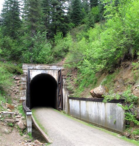 Andean Trekker: Route of the Hiawatha Bike Trail - Idaho