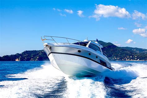 Common Causes of Boating Accidents | Boats.net