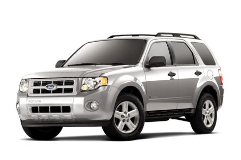 Ford Recalls 914,000 Escape, Explorer SUVs For Power Steering Issue