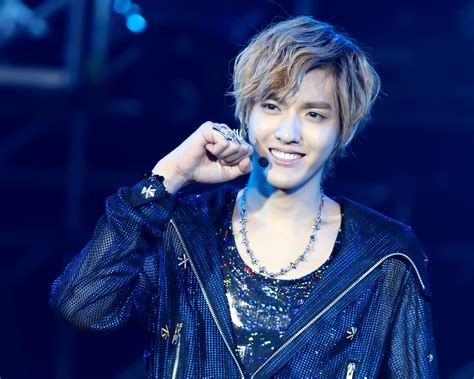 KRIS(EXO-M)♥ - kpop 4ever Photo (33193857) - Fanpop