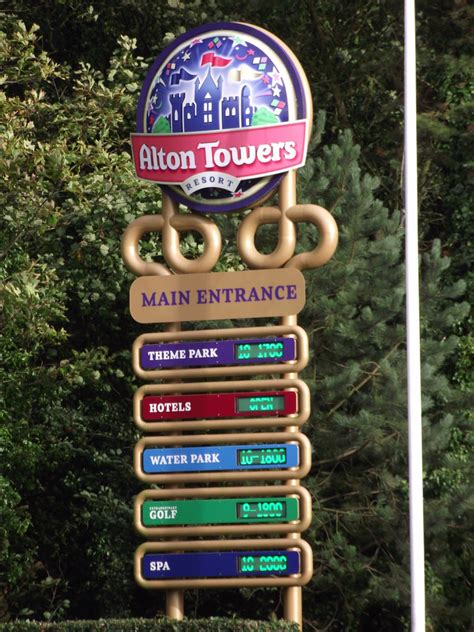 Alton Towers Entrance | The most recent entrance to Alton To… | Flickr