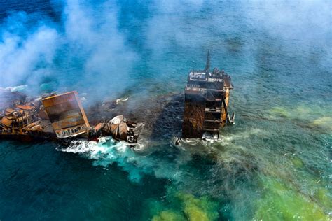 Sri Lanka braces for oil spill from sunken cargo ship | Reuters