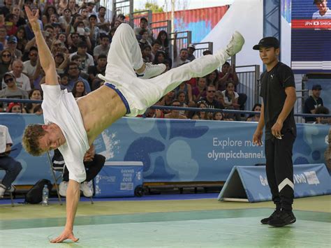 Breakdancing In The Olympics? Paris 2024 Organizers Say, 'Oui, Garçon ...