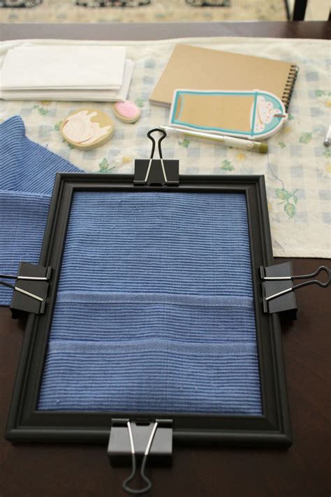 DIY: Picture Frame Desk Organizer | Frame desk, Diy picture frames, Desk organization diy