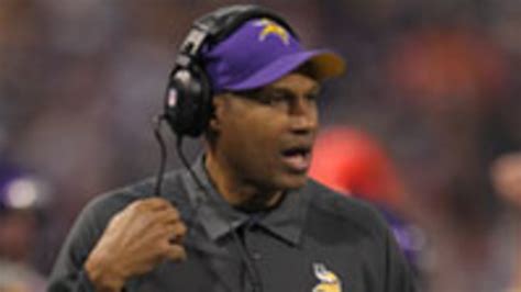 Leslie Frazier to stay with Vikings through 2014 season