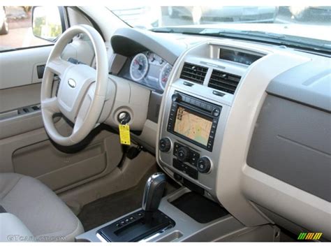 2008 Ford Escape Hybrid 4WD interior Photo #37975636 | GTCarLot.com