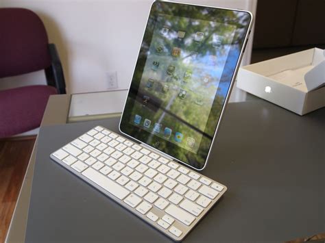 iPad Keyboard Dock Hands On | iMore