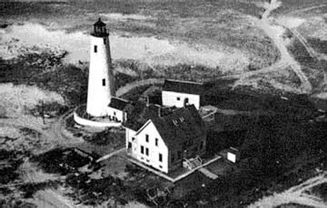 Great Point Light history - NEW ENGLAND LIGHTHOUSES: A VIRTUAL GUIDE