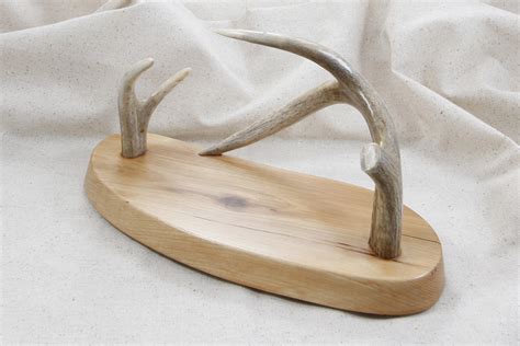 Deer Antler Display Stands – Medium H1 | Rougeau Knives